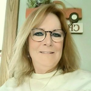 Meet your Posher, Debra ann